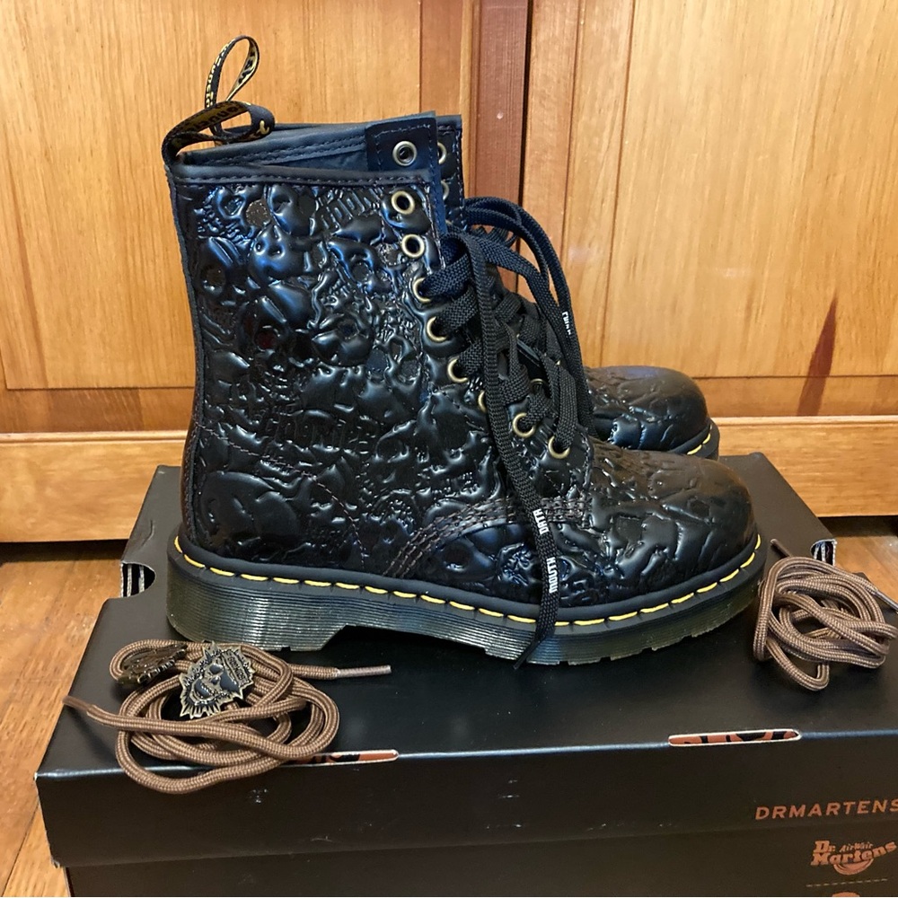 2022 Dr. Marten Goonies High Top Leather Booth - Picture 1 of 7